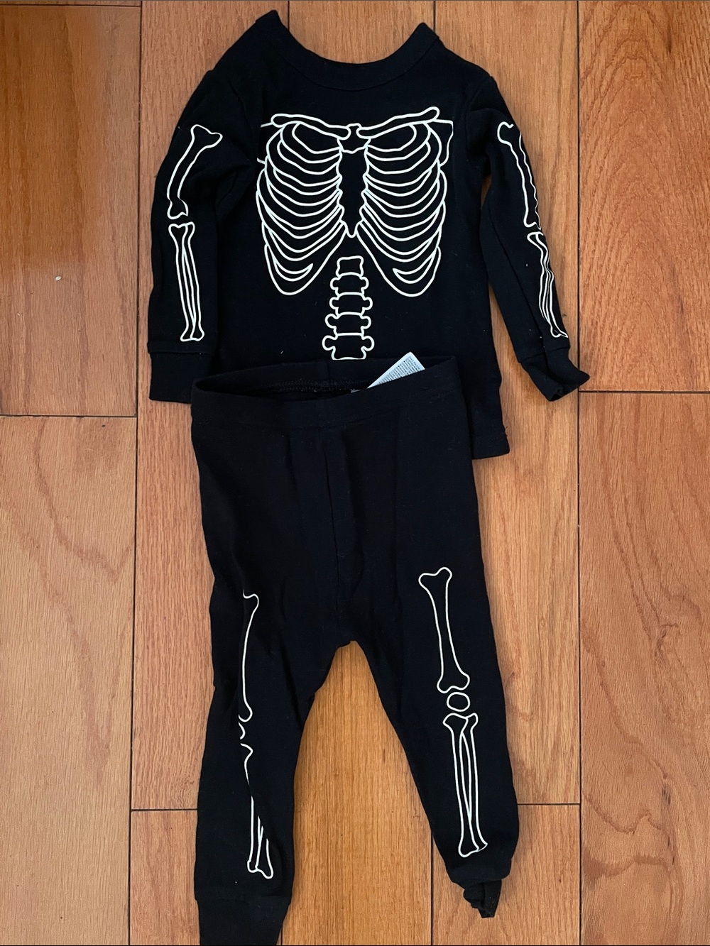 GAP Black Kids Pajama Set with White Skeleton Print